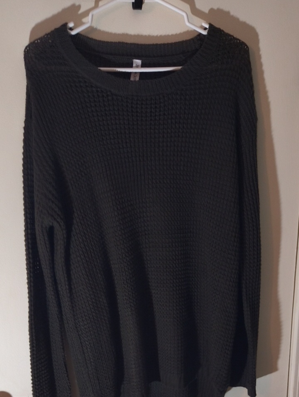 Zenana Outfitters Black Waffle Knit Crewneck Sweater